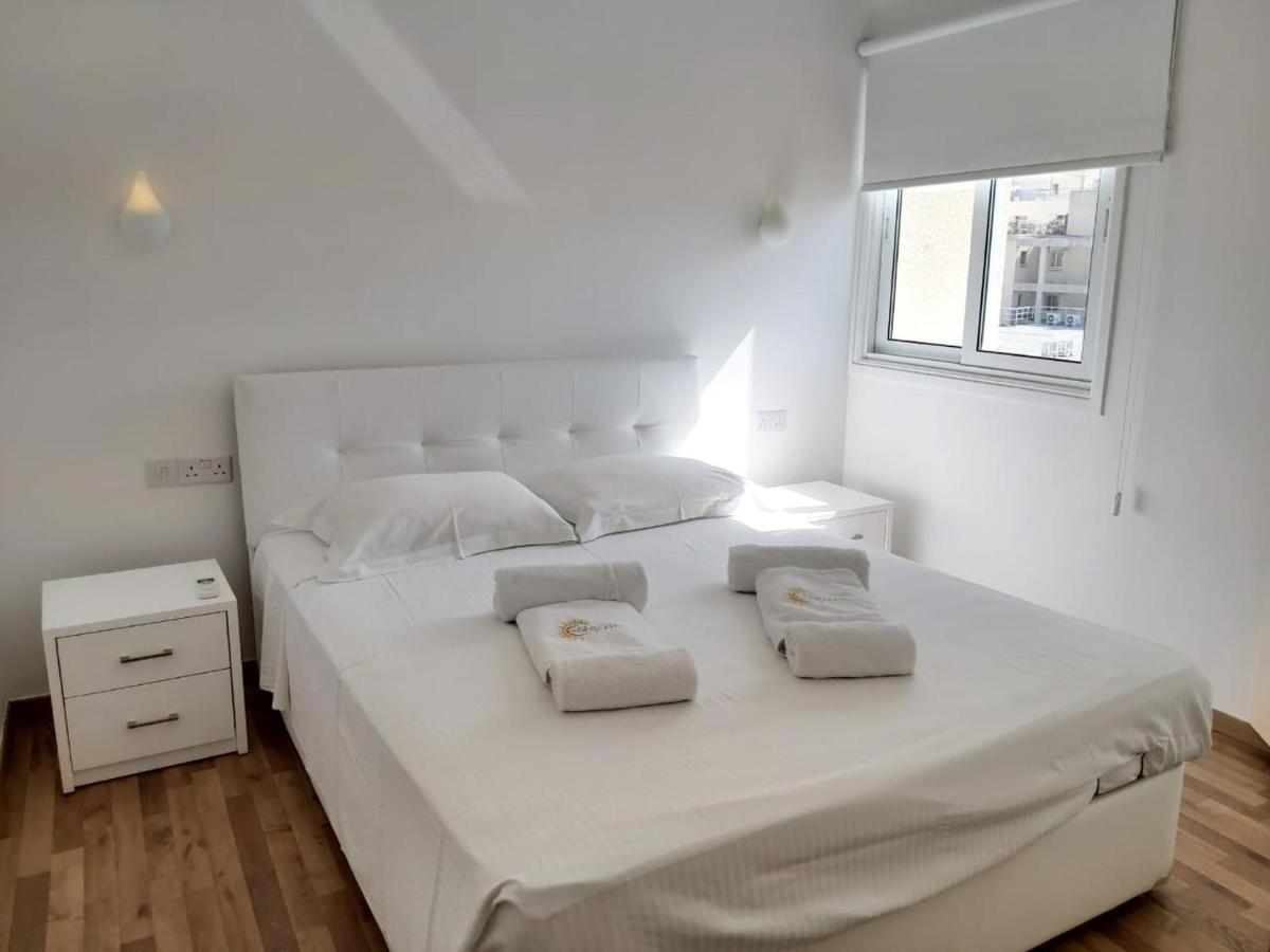 Apartment 32 Center Point Λάρνακα Εξωτερικό φωτογραφία